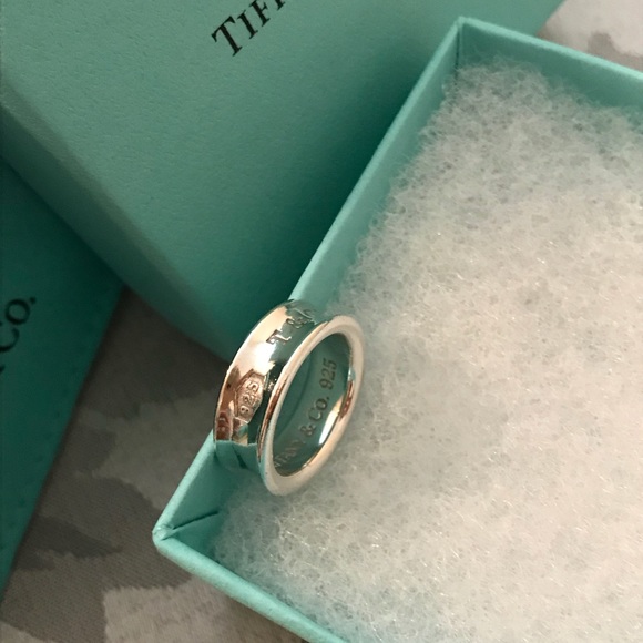 Authentic Tiffany’s ring - Picture 2 of 4